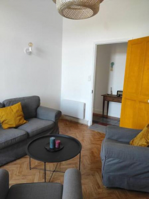 Avignon : appartement rénové des années 50.